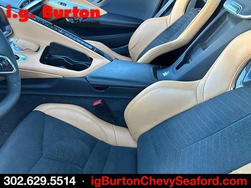 Gray Metallic 2022 Chevrolet Corvette Stingray w/2LT