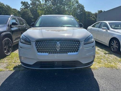 Pearl Metallic 2022 Lincoln Corsair Standard