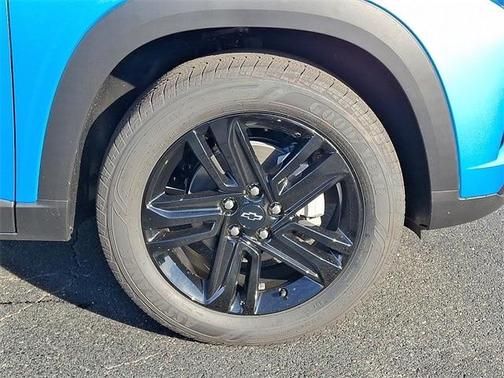 Marina Blue 2026 Chevrolet Trax ACTIV