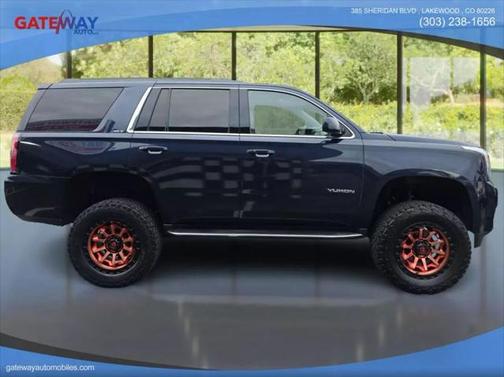 2017 GMC Yukon SLT