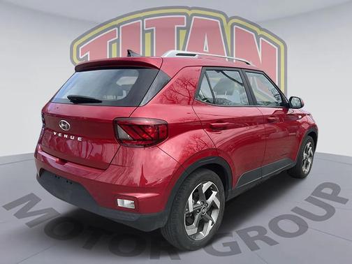 2022 Hyundai VENUE Limited