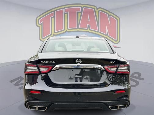 2023 Nissan Maxima SV