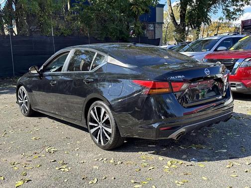 2020 Nissan Altima 2.5 SR