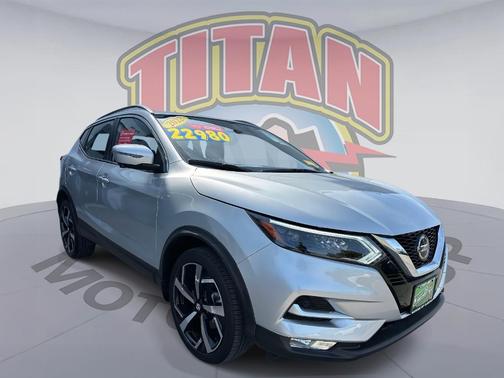 2022 Nissan Rogue Sport SL