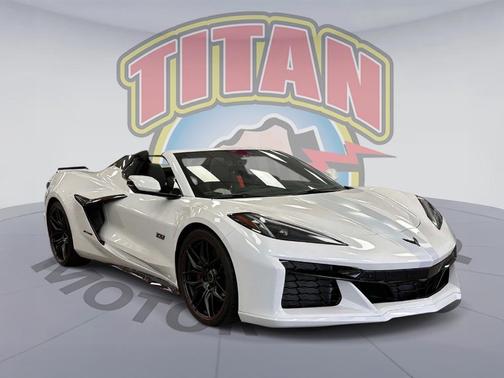 White Pearl Metallic 2023 Chevrolet Corvette Z06