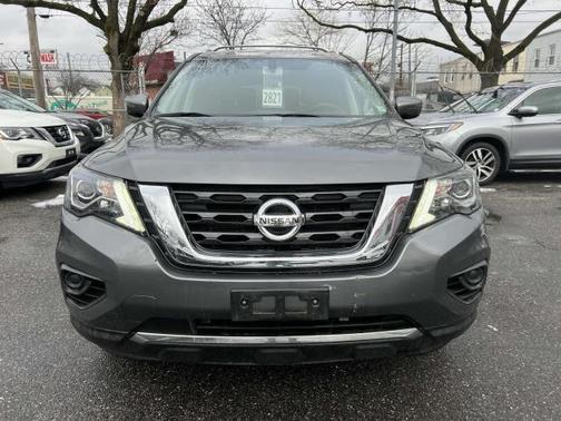 2019 Nissan Pathfinder S
