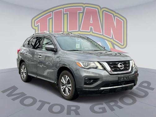 2019 Nissan Pathfinder S