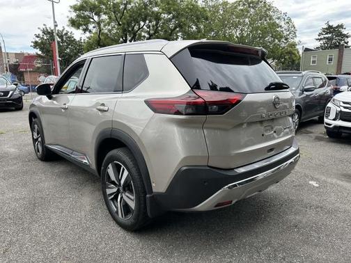 2022 Nissan Rogue Platinum