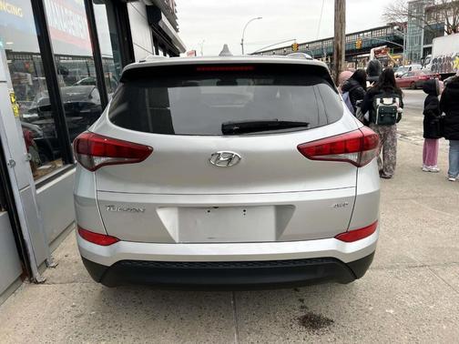 2018 Hyundai TUCSON SEL