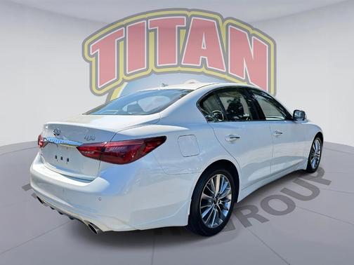 2024 INFINITI Q50 LUXE