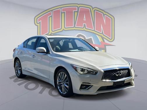 2024 INFINITI Q50 LUXE