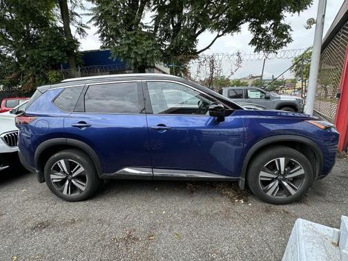 2022 Nissan Rogue SL