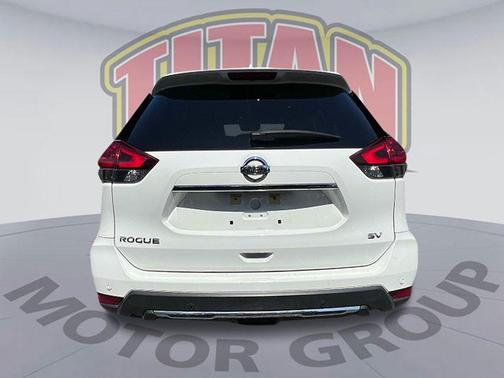 2020 Nissan Rogue SV
