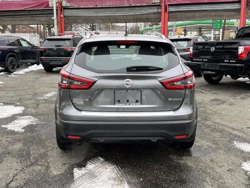 2020 Nissan Rogue Sport SV