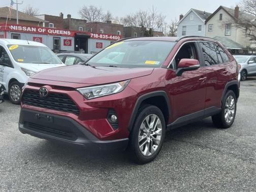 2021 Toyota RAV4 XLE Premium