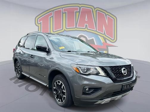 2020 Nissan Pathfinder SV