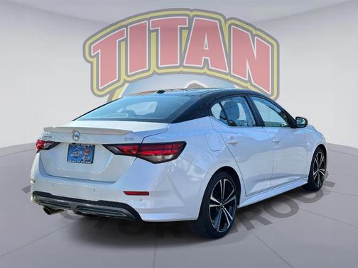 2022 Nissan Sentra SR