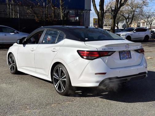 2022 Nissan Sentra SR
