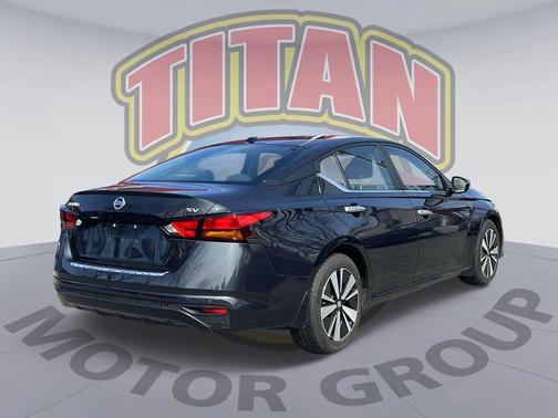 2022 Nissan Altima 2.5 SV