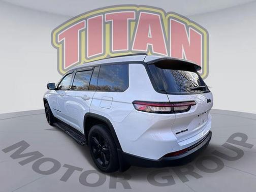 2021 Jeep Grand Cherokee L Laredo