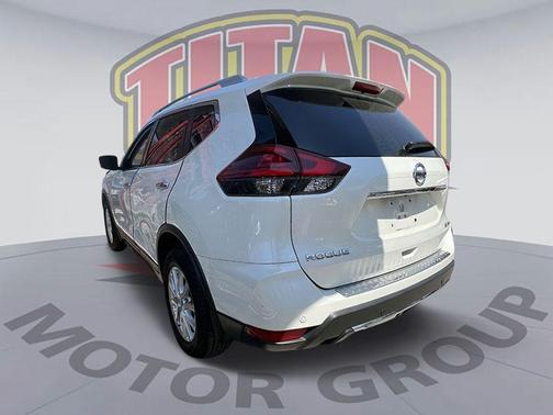2020 Nissan Rogue SV