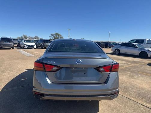 2020 Nissan Altima S FWD