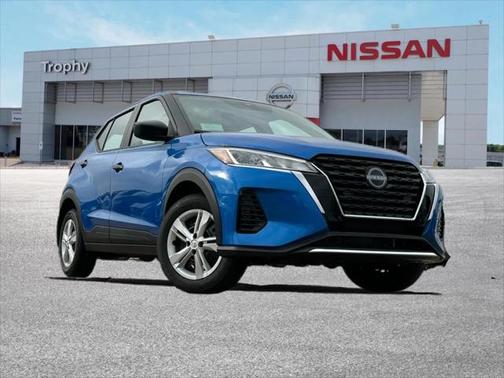 2025 Nissan Kicks S