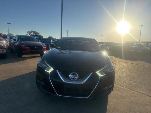 2017 Nissan Maxima 3.5 SR