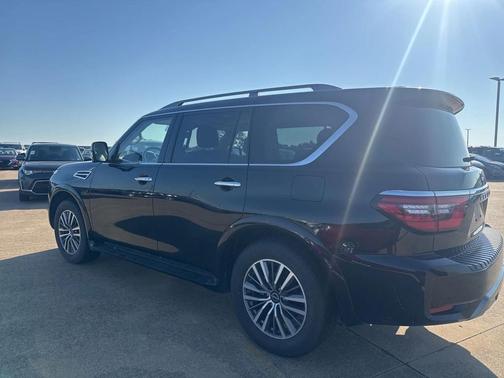 2023 Nissan Armada SL 2WD