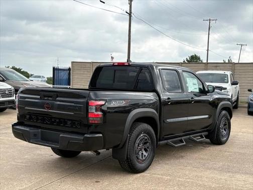 2025 Nissan Frontier PRO-X