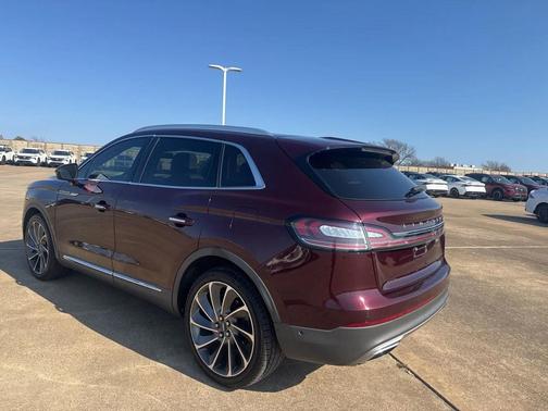 2020 Lincoln Nautilus Reserve