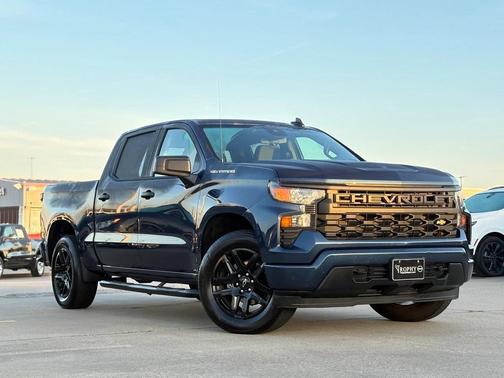 2023 Chevrolet Silverado 1500 Custom