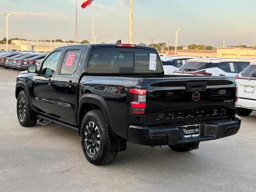 2023 Nissan Frontier PRO-X