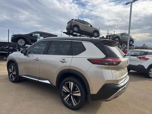 2021 Nissan Rogue Platinum