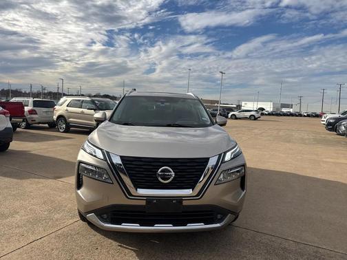 2021 Nissan Rogue Platinum