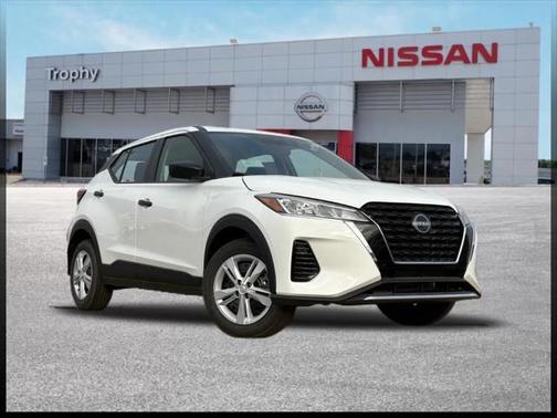 2025 Nissan Kicks S