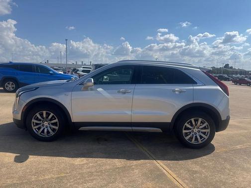 2019 Cadillac XT4 Premium Luxury