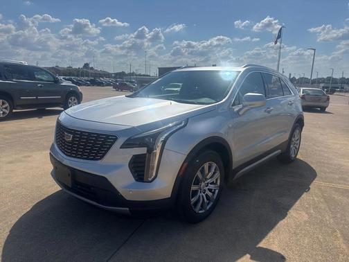 2019 Cadillac XT4 Premium Luxury