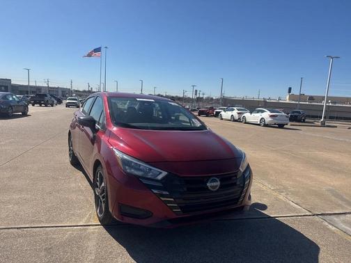 2025 Nissan Versa 1.6 S