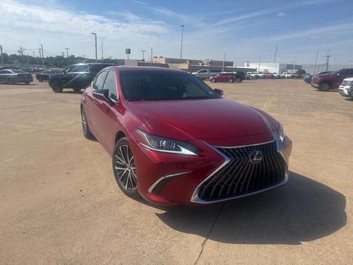 2024 Lexus ES 300h Base