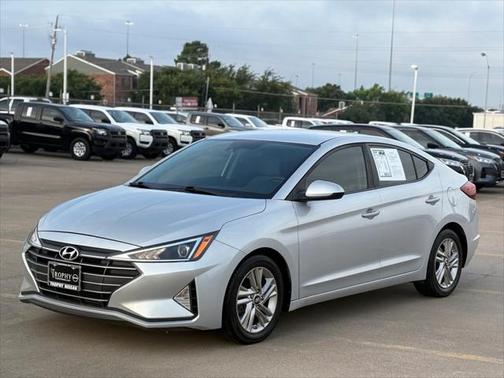 2019 Hyundai ELANTRA SEL