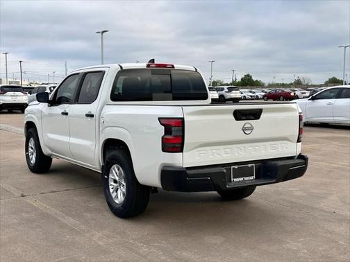 2025 Nissan Frontier S
