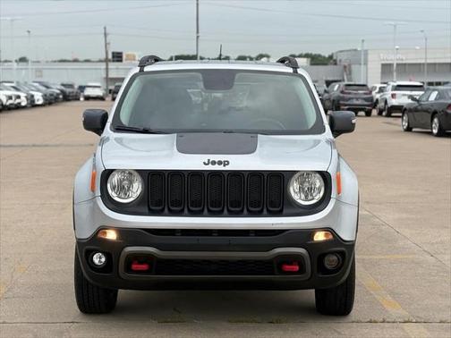 2016 Jeep Renegade Trailhawk