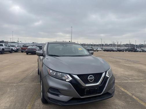 2020 Nissan Rogue Sport S