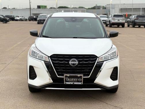 Fresh Powder 2022 Nissan Kicks S