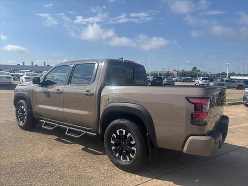 2023 Nissan Frontier PRO-X