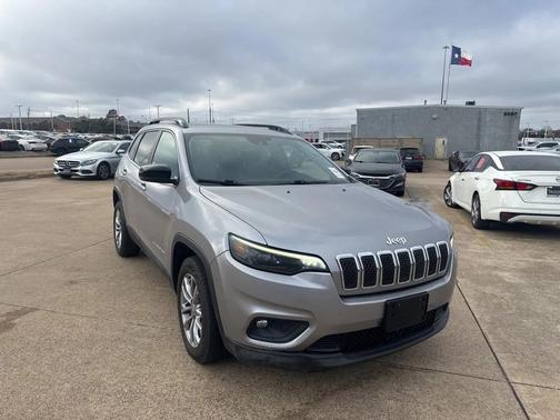 2022 Jeep Cherokee Latitude Lux