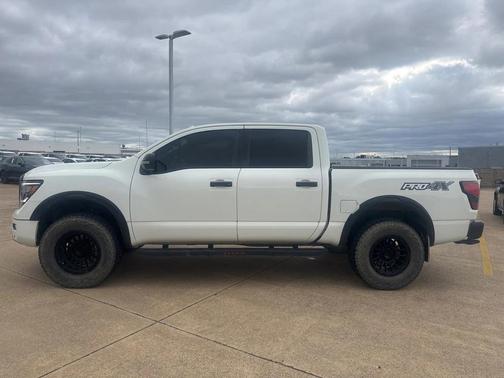 2021 Nissan Titan PRO-4X