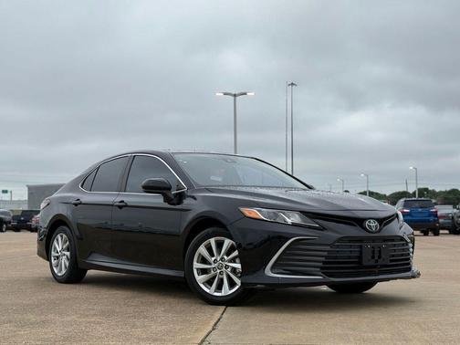 Midnight Black Metallic 2024 Toyota Camry LE