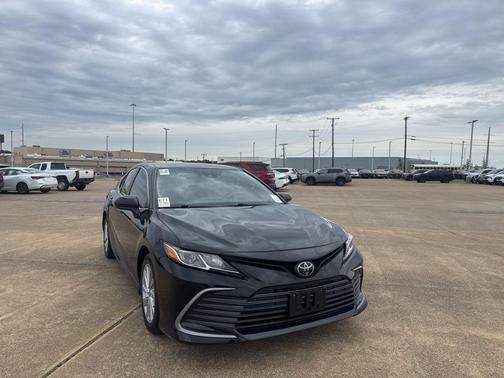 Midnight Black Metallic 2024 Toyota Camry LE